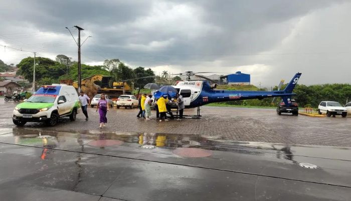 Trem bate contra ônibus escolar da Apae e deixa dois mortos em Jandaia do Sul, diz Corpo de Bombeiros